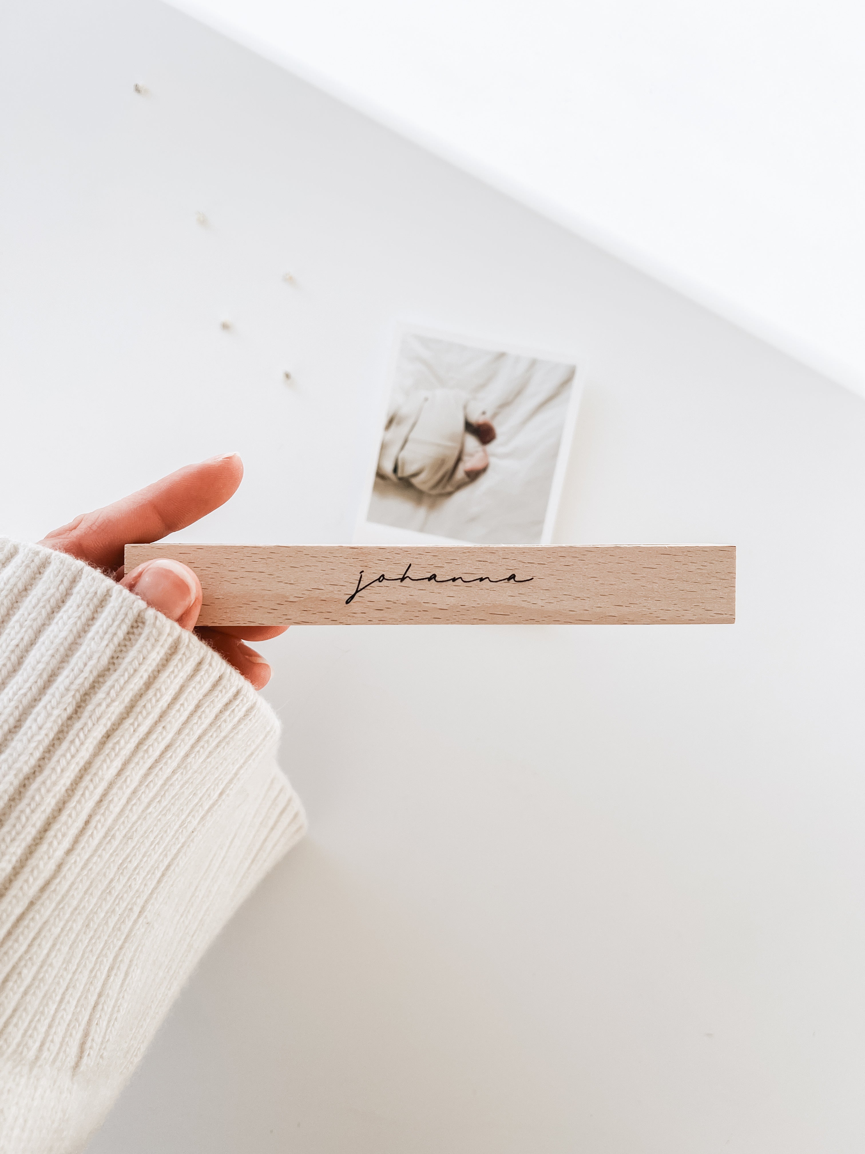 Kartenhalter aus Holz - personalisiert