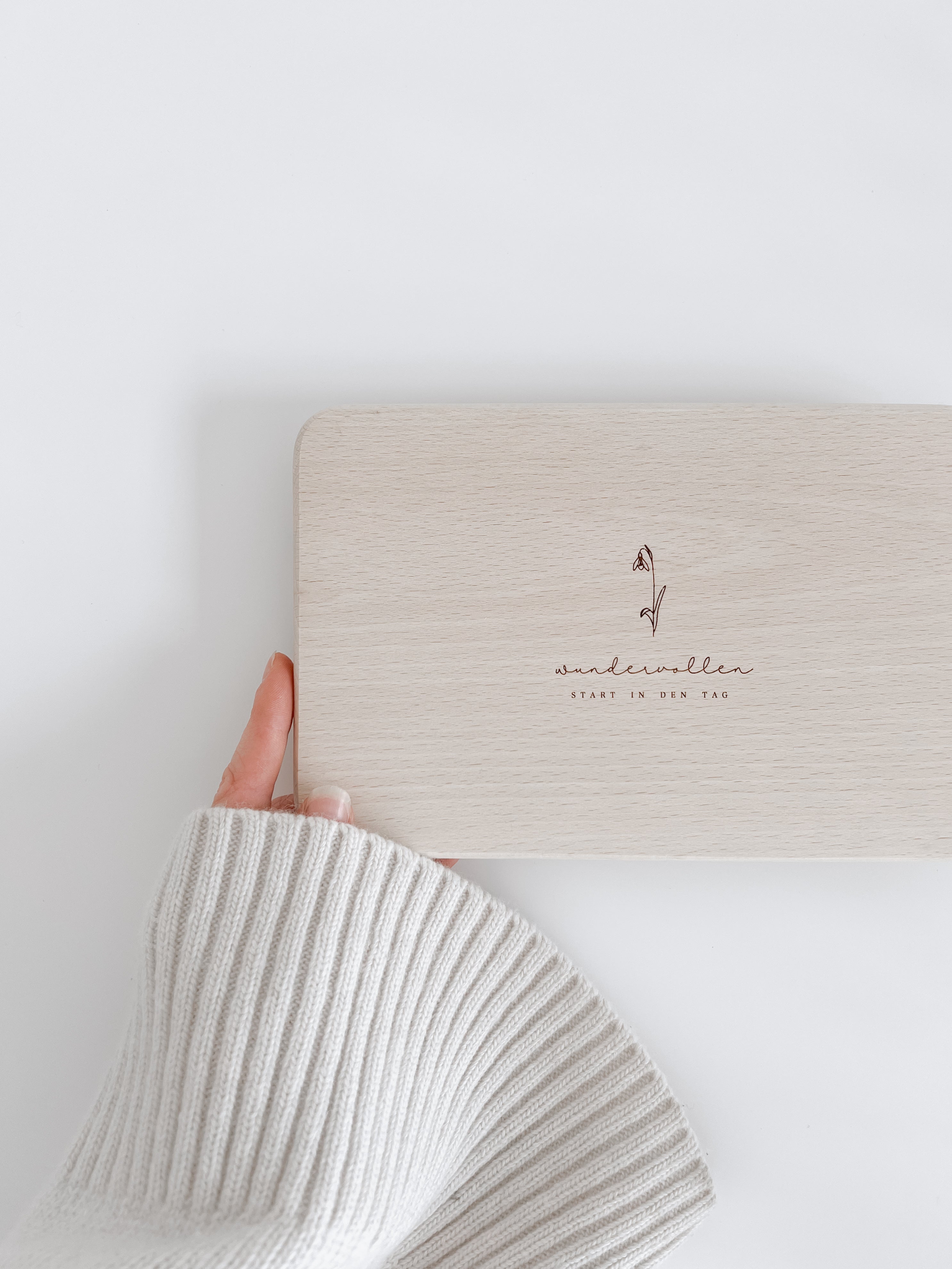 Frühstücksbrettchen mit Gravur - wundervollen Start in den Tag