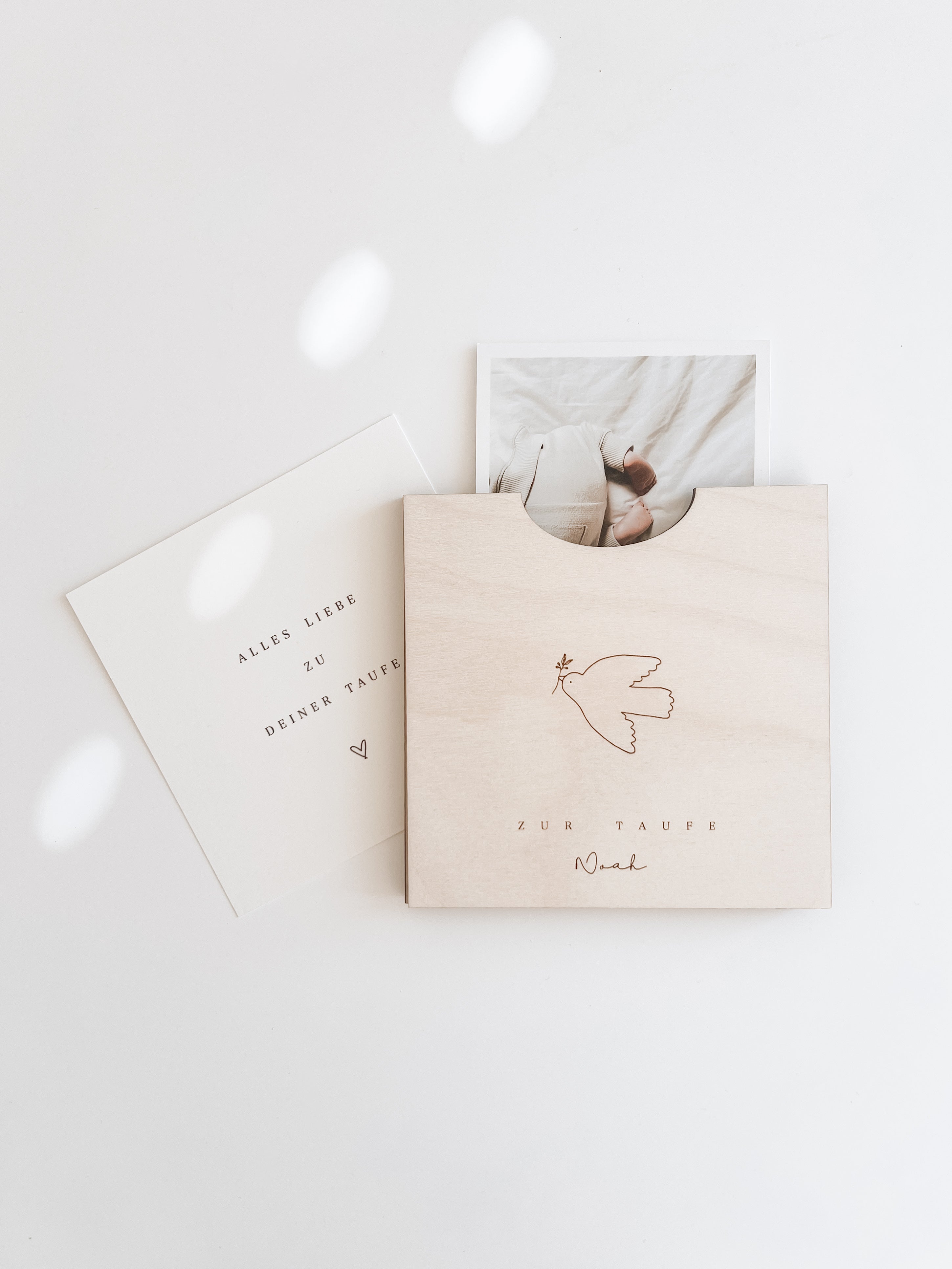 Holzkarte zur Taufe - Taube