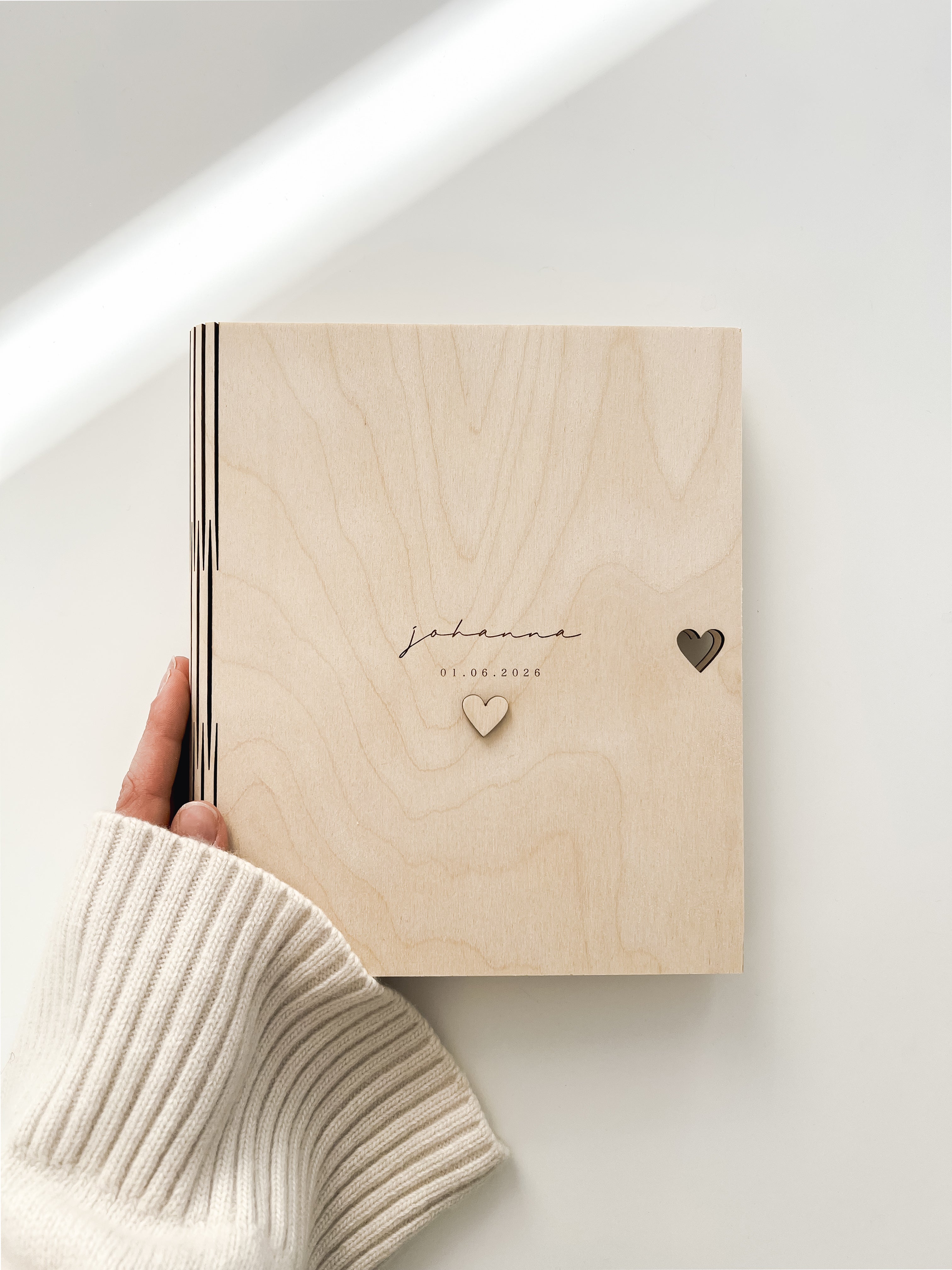 Erinnerungsalbum personalisiert aus Holz - Herz