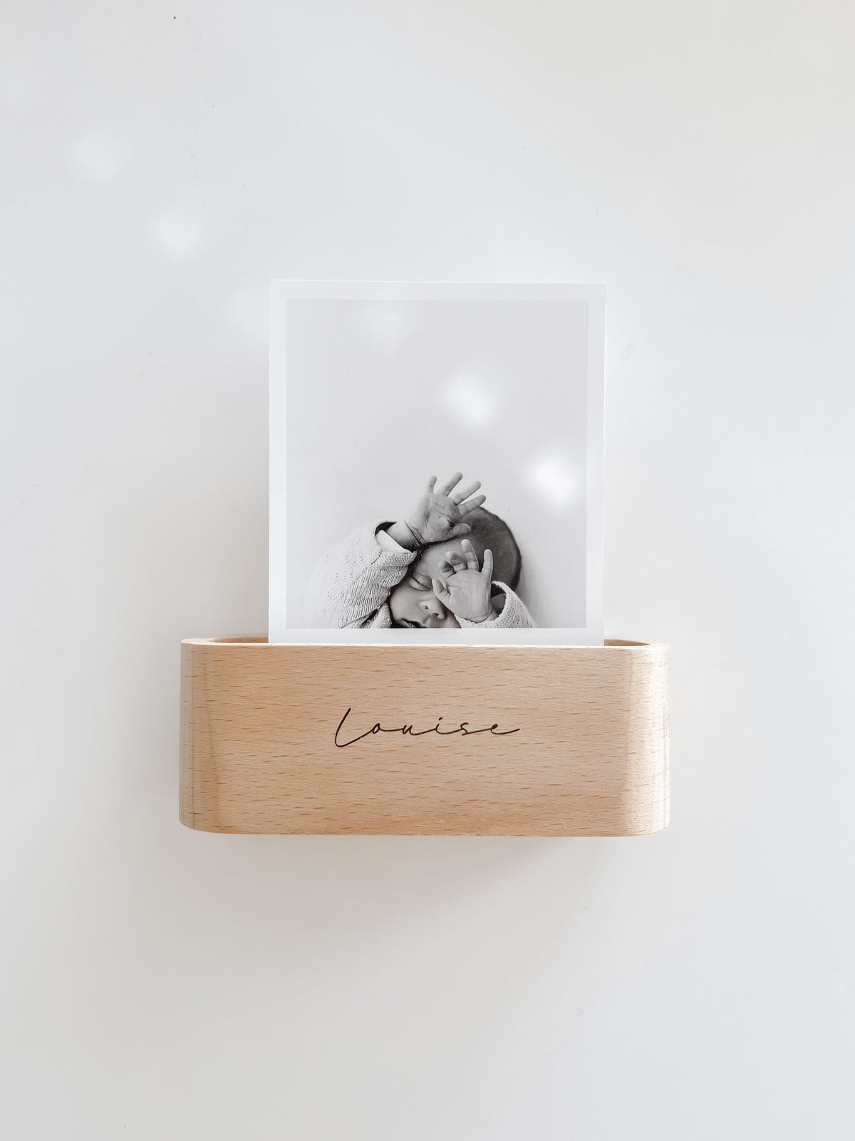 Kartenhalter Holz personalisiert Namensgravur Baby Geschenk