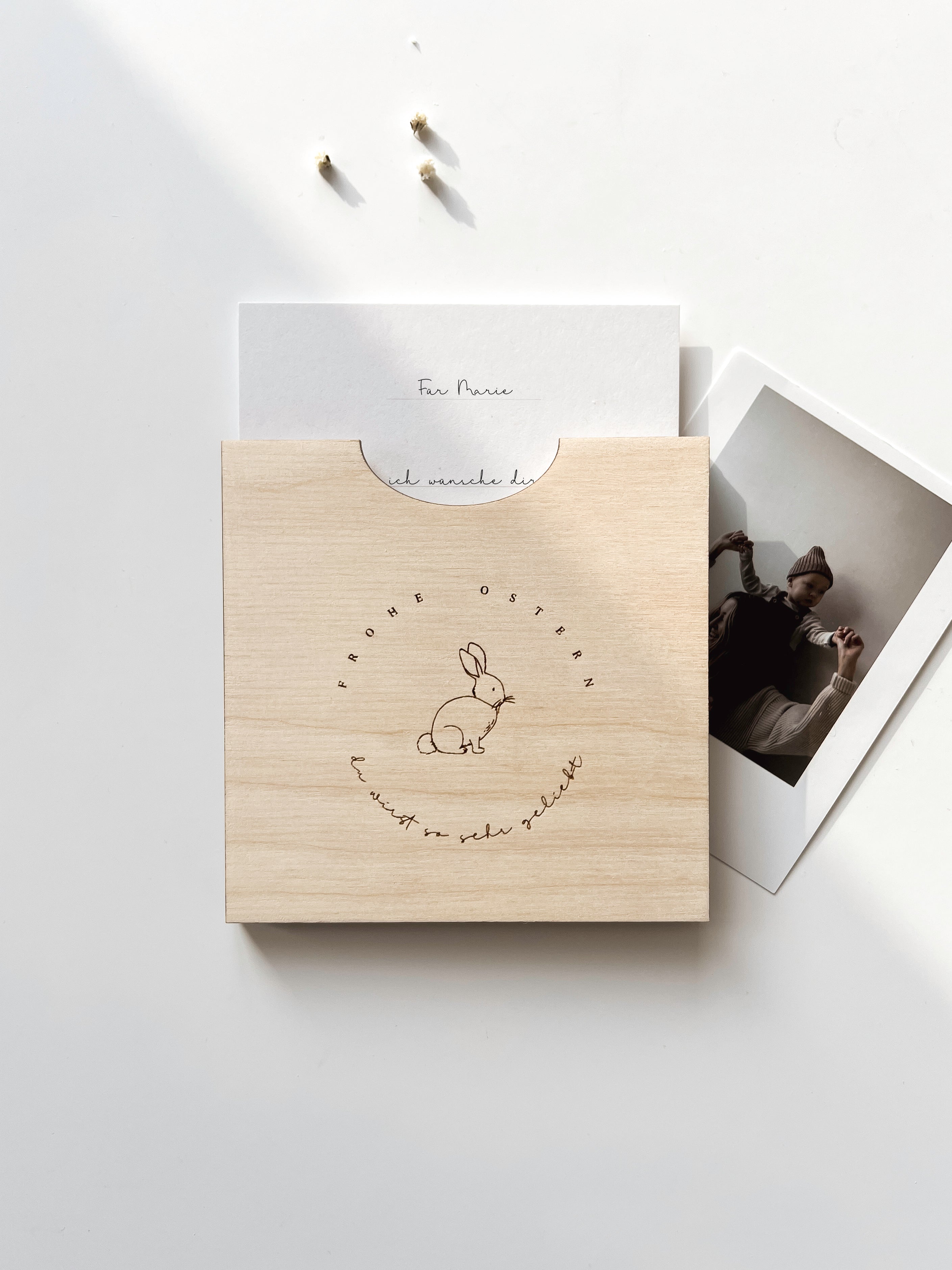 Osterkarte-mit-Hasengravur