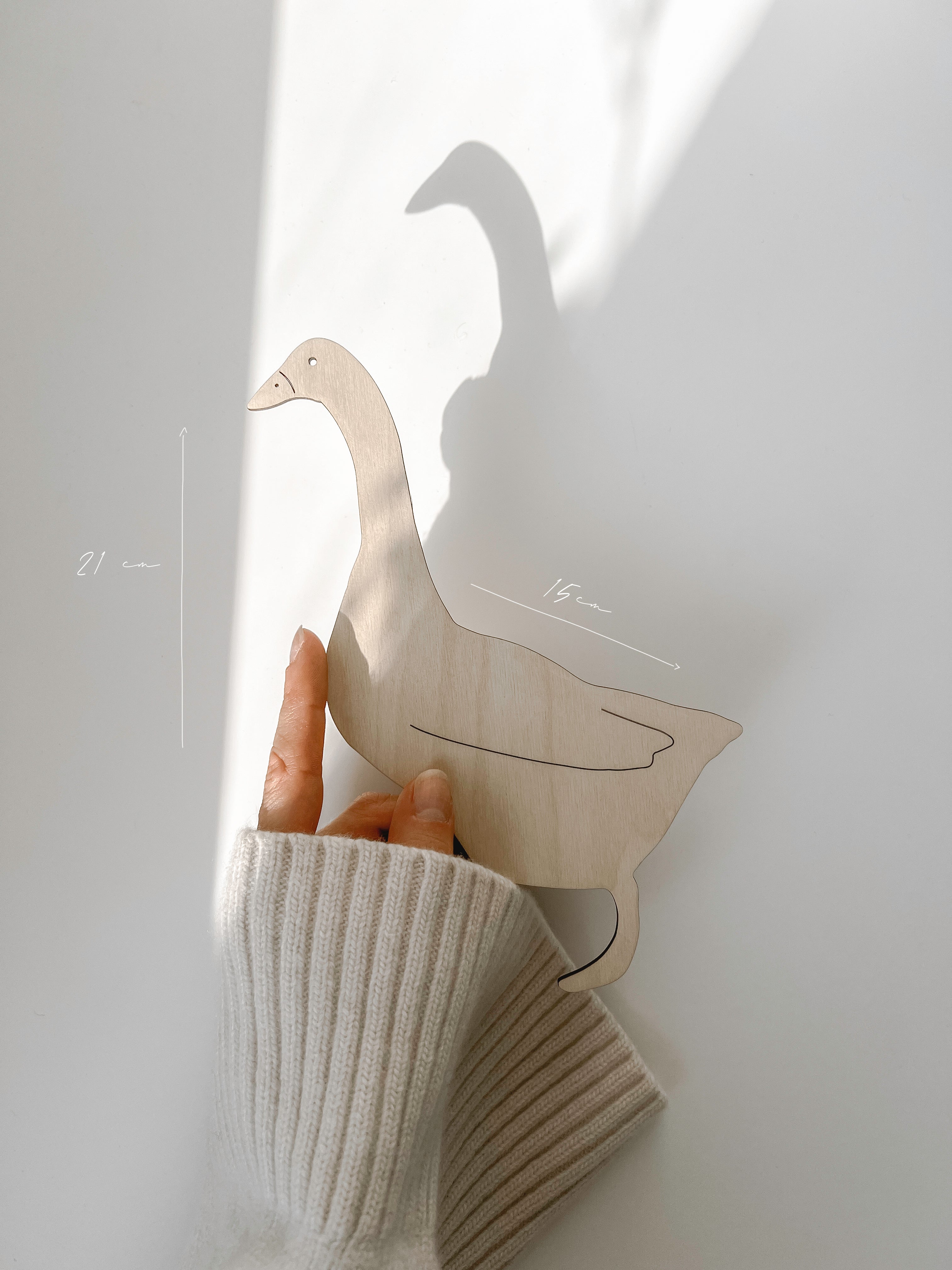 Wanddekoration Holz Gans und Küken Kinderzimmertür – Naturholz minimalistisch – Geschenk Geburt Taufe handgefertigt