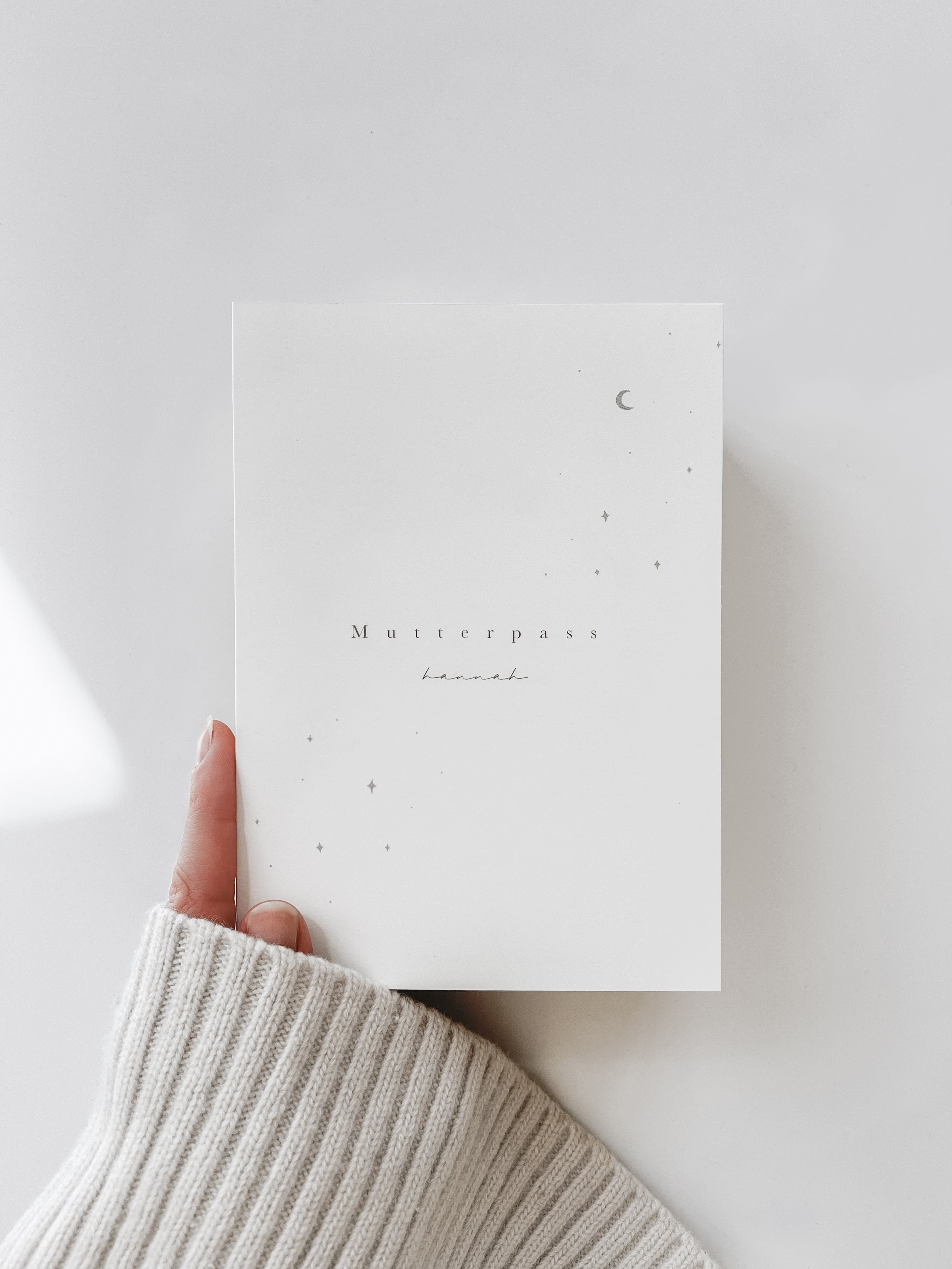 Mutterpasshülle personalisiert mit Namen - Universum